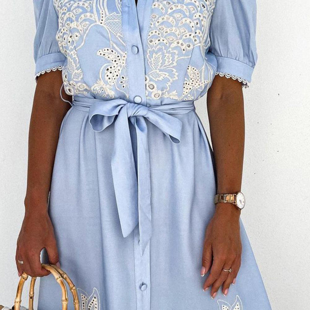 Levoire | Robe Maxi Brodée Avec Fermeture À Boutons Pour Femmes