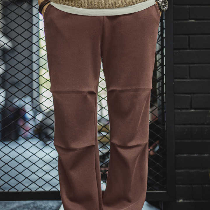 Levoire | Pantalon Décontracté Avec Un Design De Pli Unique Et Une Coupe Relaxe