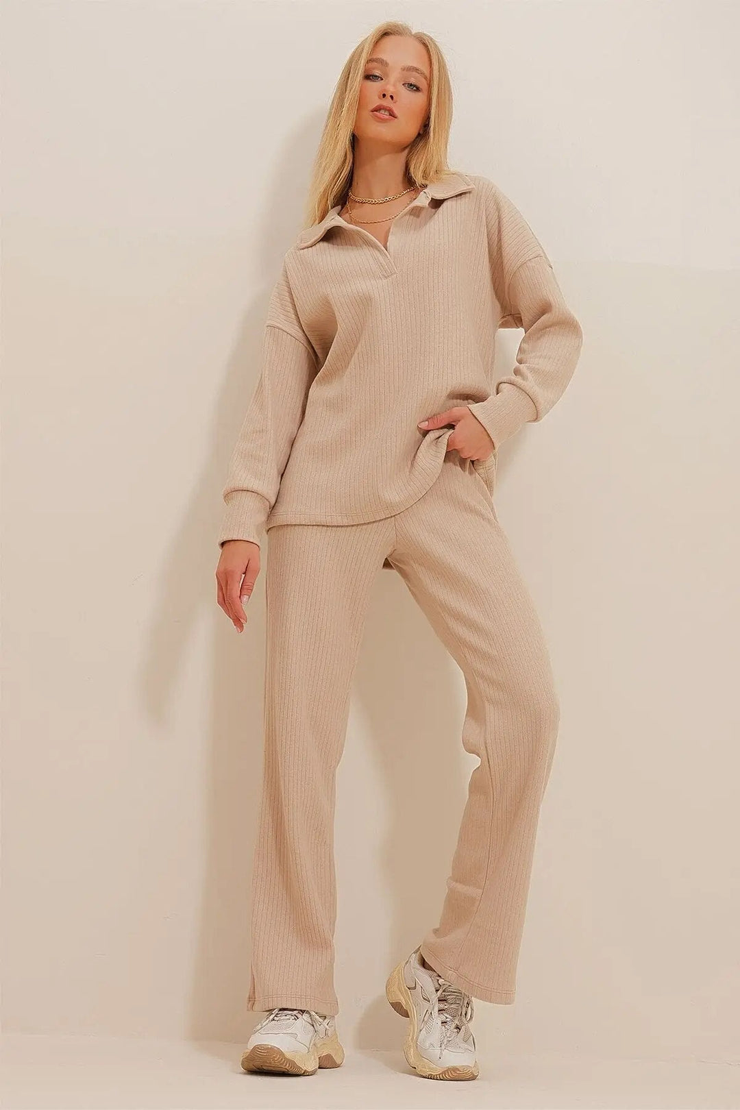 Levoire | Long Sleeve Flared Pants Two Piece Set Women'S Loungewear Beige Une taille