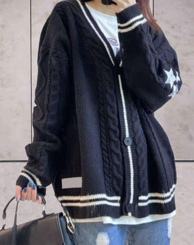 Levoire | Pull Tricoté Simple Avec Motif D'Étoiles Et Encolure En V
