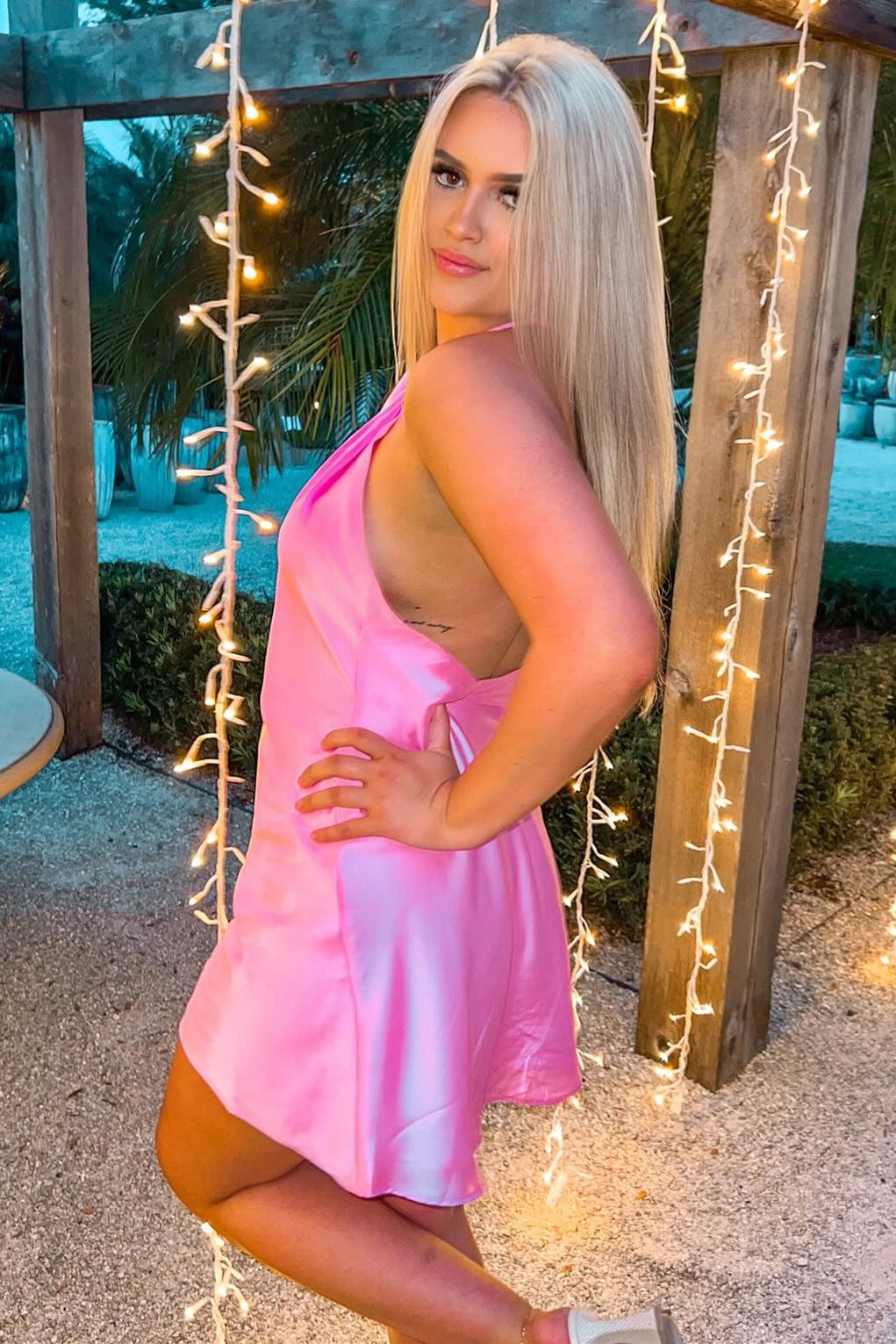 Levoire | Robe mini dos nu en rose