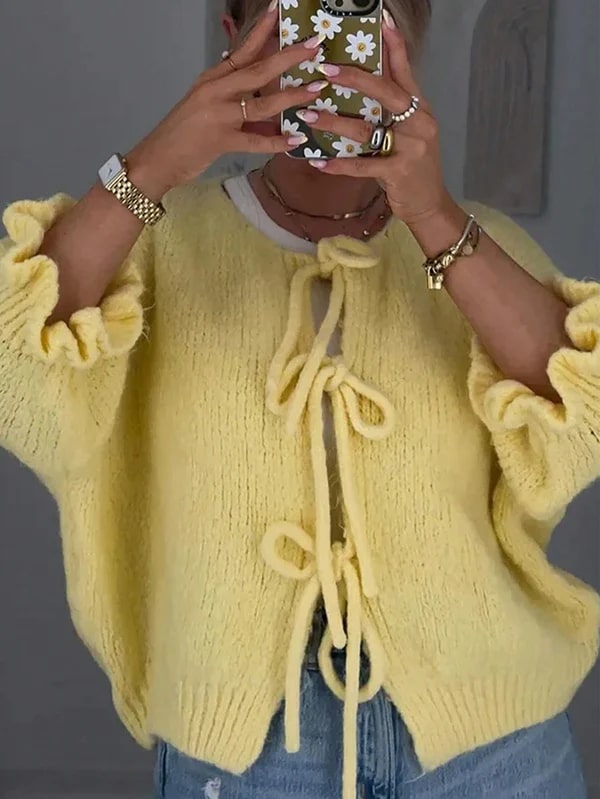 Levoire | Pulls Pour Femmes Élégants Avec Des Détails En Nœud Et Des Manches Flatteuses Jaune