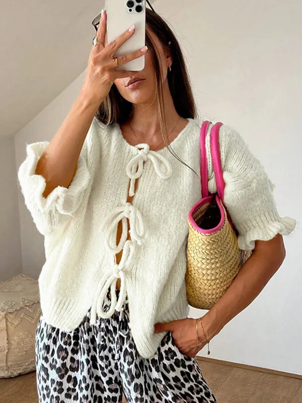 Levoire | Pulls Pour Femmes Élégants Avec Des Détails En Nœud Et Des Manches Flatteuses Blanc