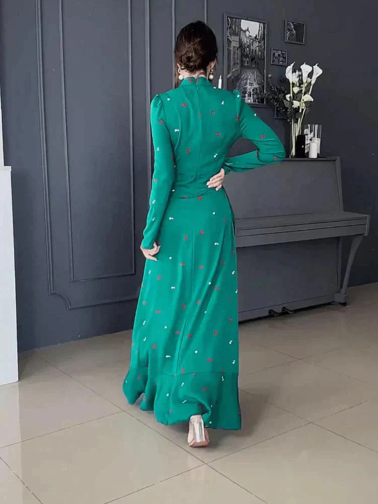 Levoire | Robe À Col Montant Élégant Avec Manches Longues Robe Longue