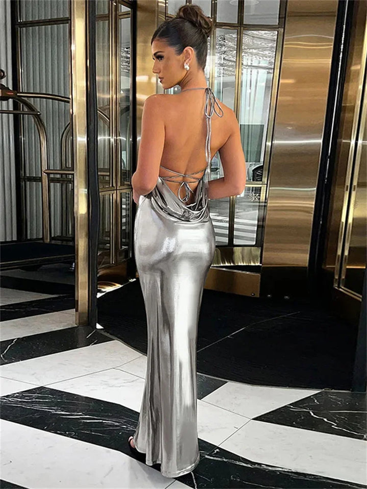 Levoire | Élégante Robe Maxi Décolletée Argent
