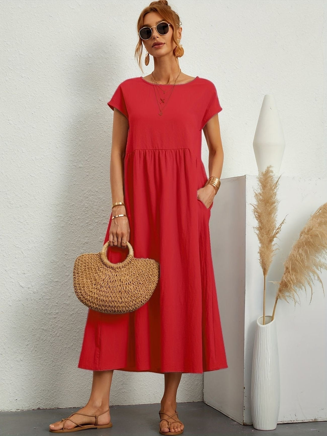 Levoire | Robe De Loisirs Moderne Avec Dcollet