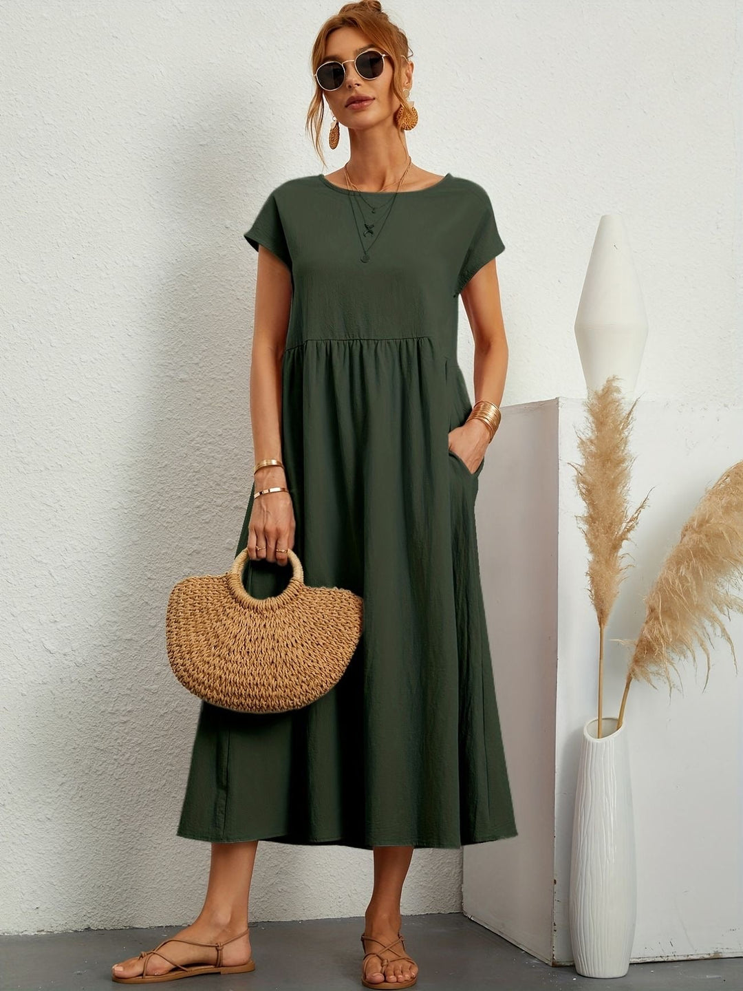 Levoire | Robe De Loisirs Moderne Avec Dcollet