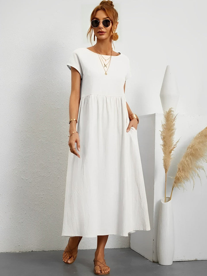 Levoire | Robe D'Été En Coton Vaviseva Avec Une Coupe Confortable Pour Les Temps Chauds Blanc
