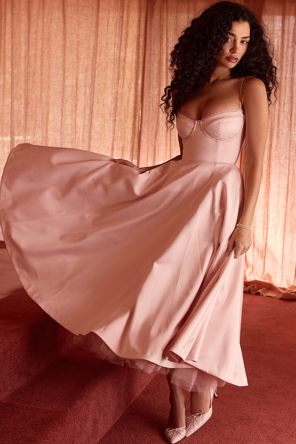 Levoire | Robe Cocktail Élégante Sans Manches En Tulle Avec Corset