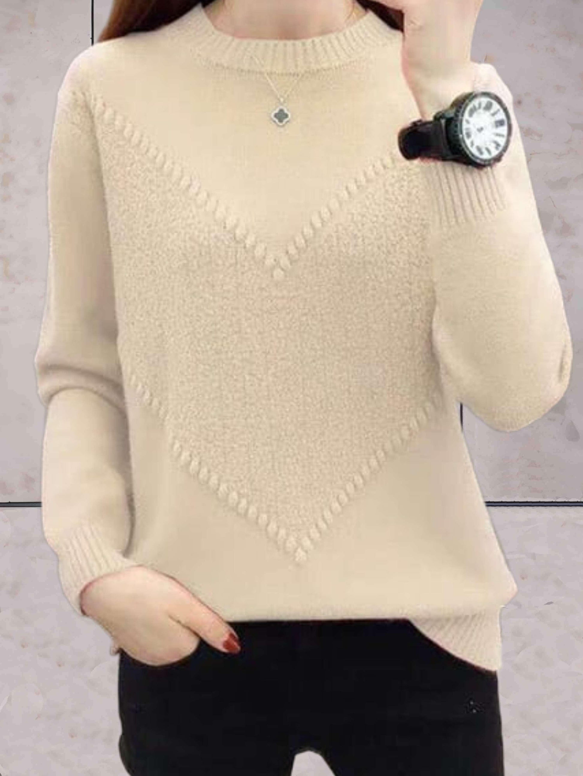 Levoire | Pull Tricoté Simple Avec Encolure Ronde Et Bords Côtes Beige