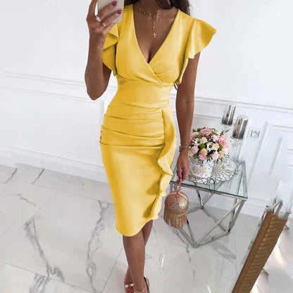 Levoire | Robe Avec Manches Rattachées Et Un Décolleté En V Jaune