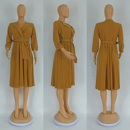 Levoire | Robe Courte Plissée À Bretelles Avec Ceinture À Décolleté En V