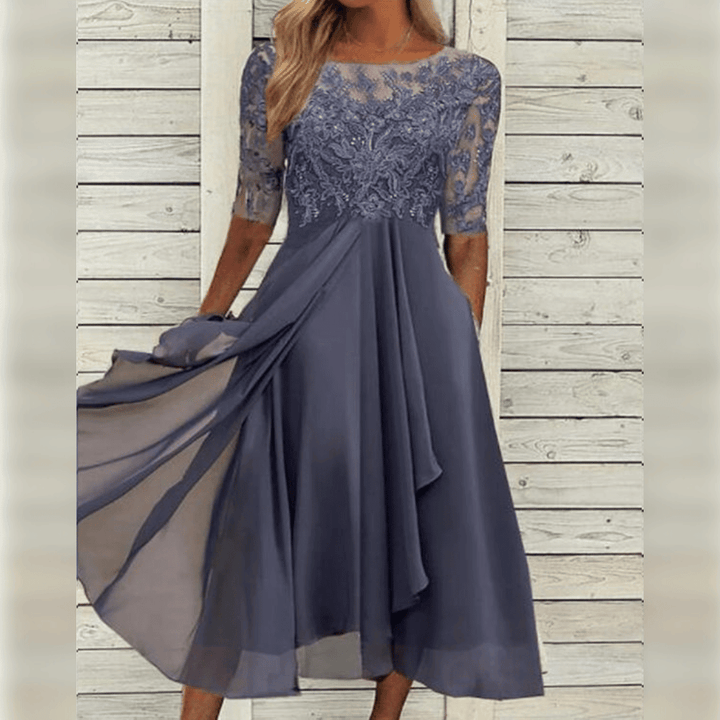 Levoire | Robe En Chiffon Élégante Avec Applications En Dentelle Gris