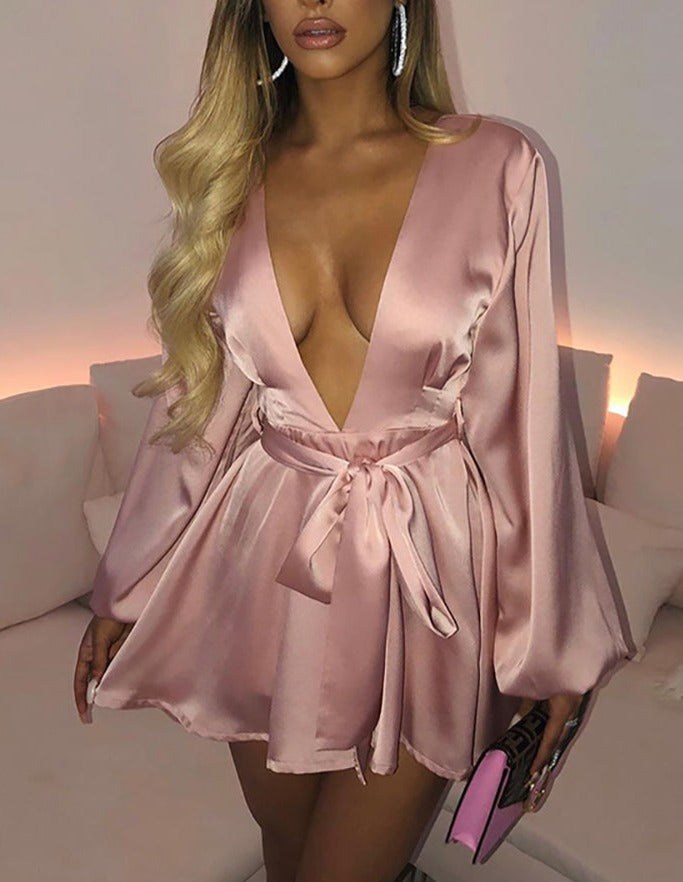 Levoire | Satin Profond V-Lanterne Avec Manches Robes Mini