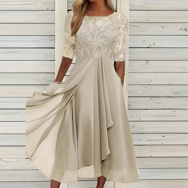 Levoire | Robe de fête en dentelle Beige