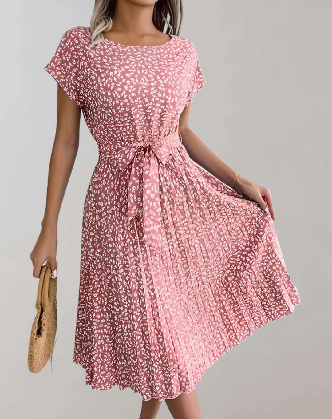 Levoire | Robe Mini Avec Col Rond Et Manches Courtes Rosa