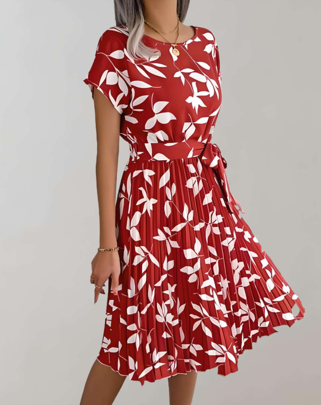 Levoire | Robe Mini Avec Col Rond Et Manches Courtes Rouge carmin Feuille