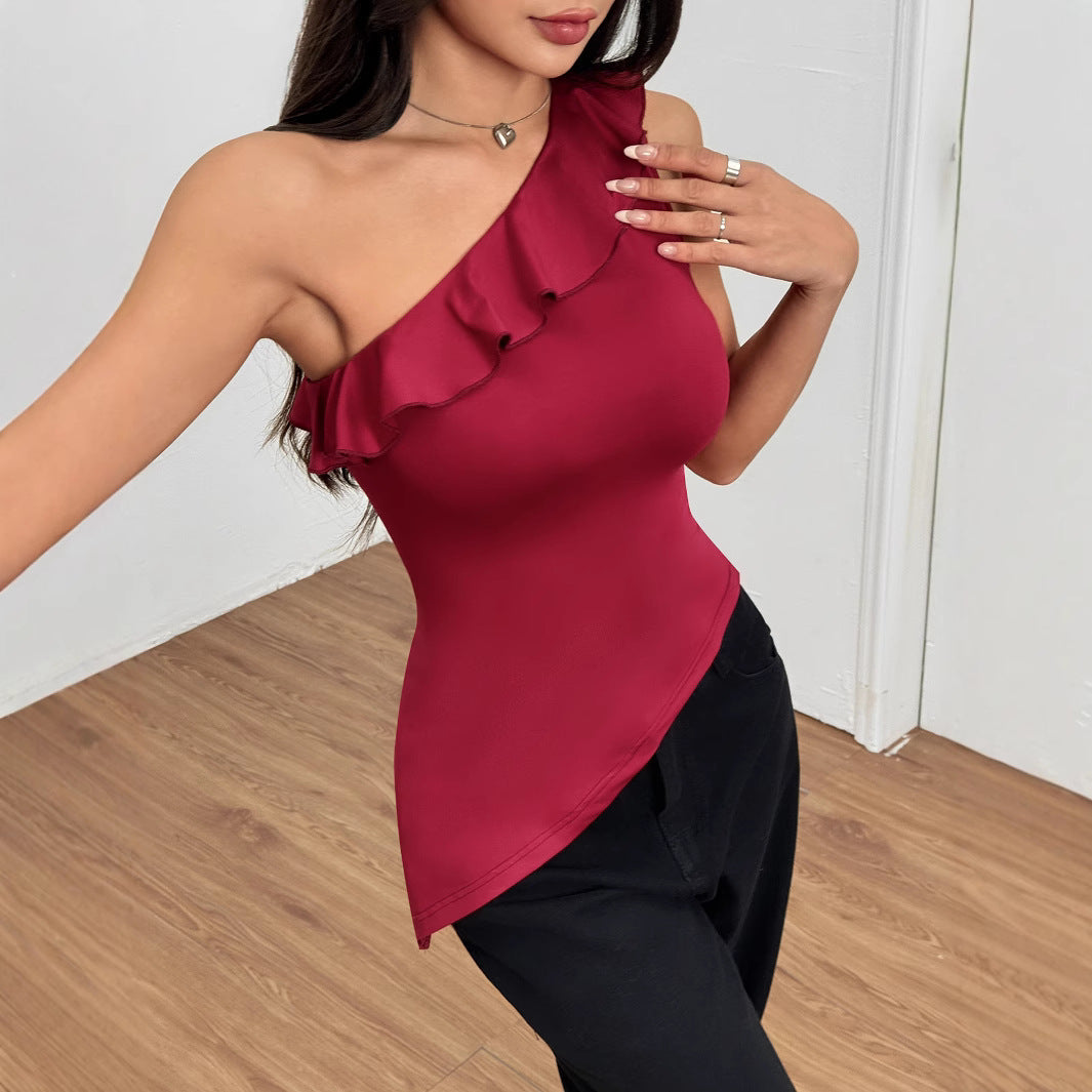 Haut asymétrique pour femmes avec des détails en volants Levoire