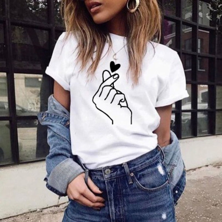 T-shirt femme avec design de cœur créatif et coupe décontractée Levoire