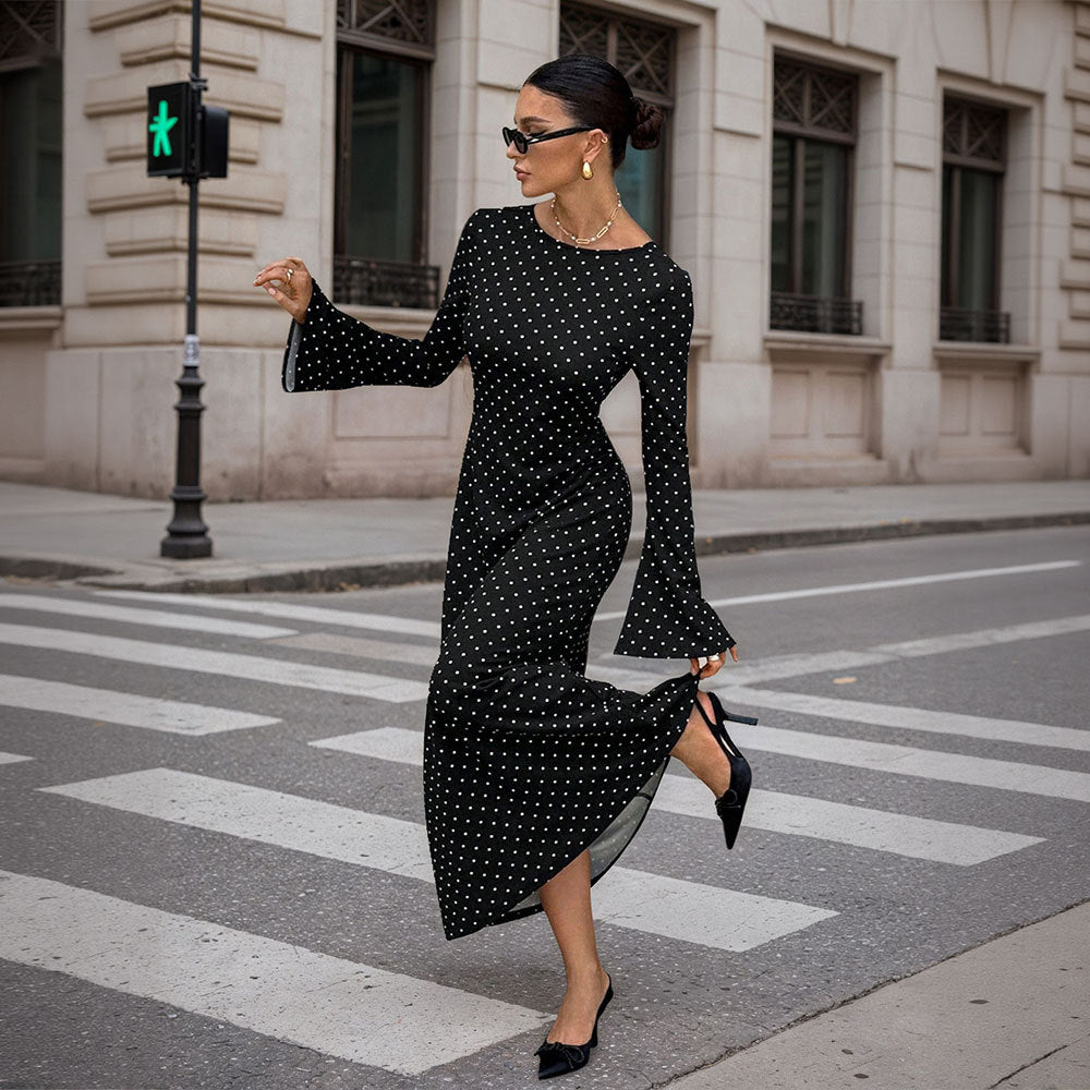 Robe maxi femme avec un design à pois à la mode et des manches élégantes Levoire
