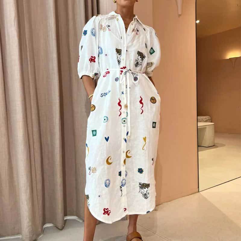 Robe d'été pour femme avec design d'embroidery coloré Levoire