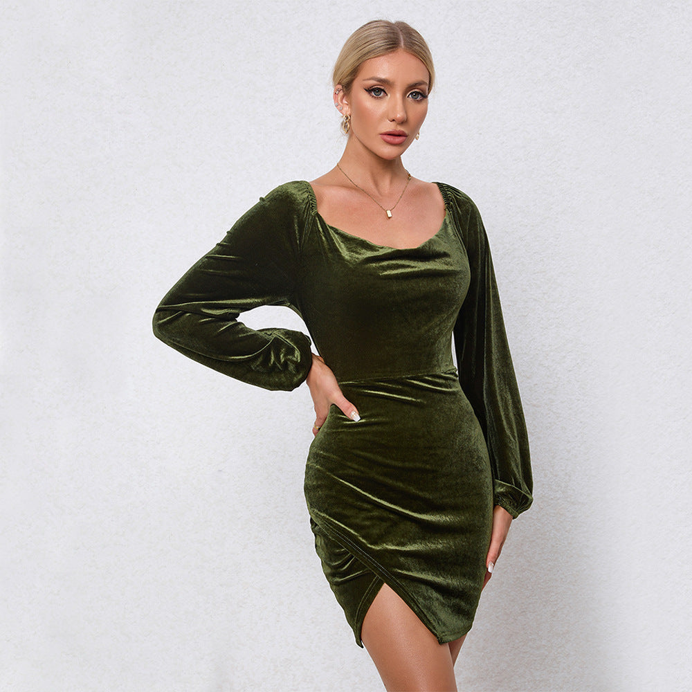 Robe mini en velours pour femme avec un col en œillet élégant et des manches bouffantes élégantes Levoire