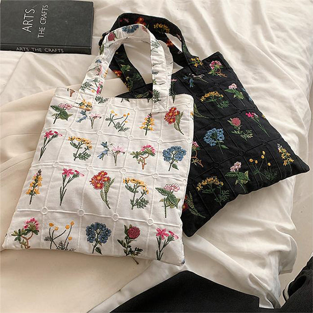 Levoire | En Toile À Fleurs Brodées