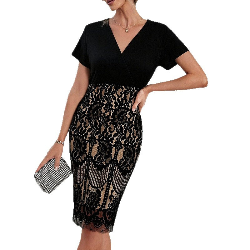 Robe en dentelle élégante pour femmes avec décolleté en V et manches courtes Levoire