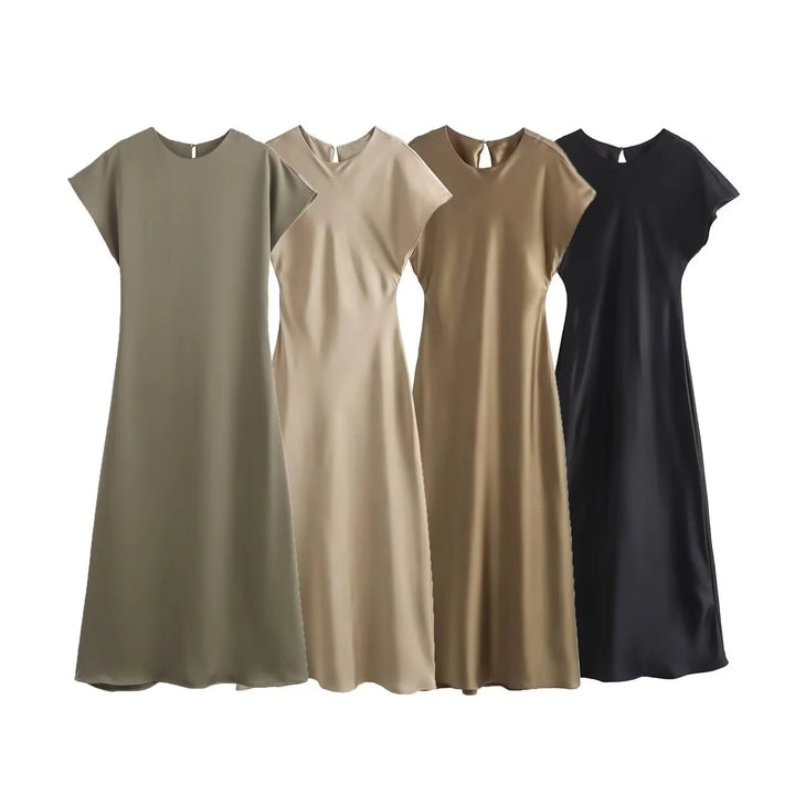 Levoire | Éblouissante robe midi sans manches à finition satinée