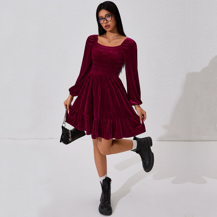 Robe Mini en Velours pour Femmes avec Détails Volants et Taille Élastique Levoire