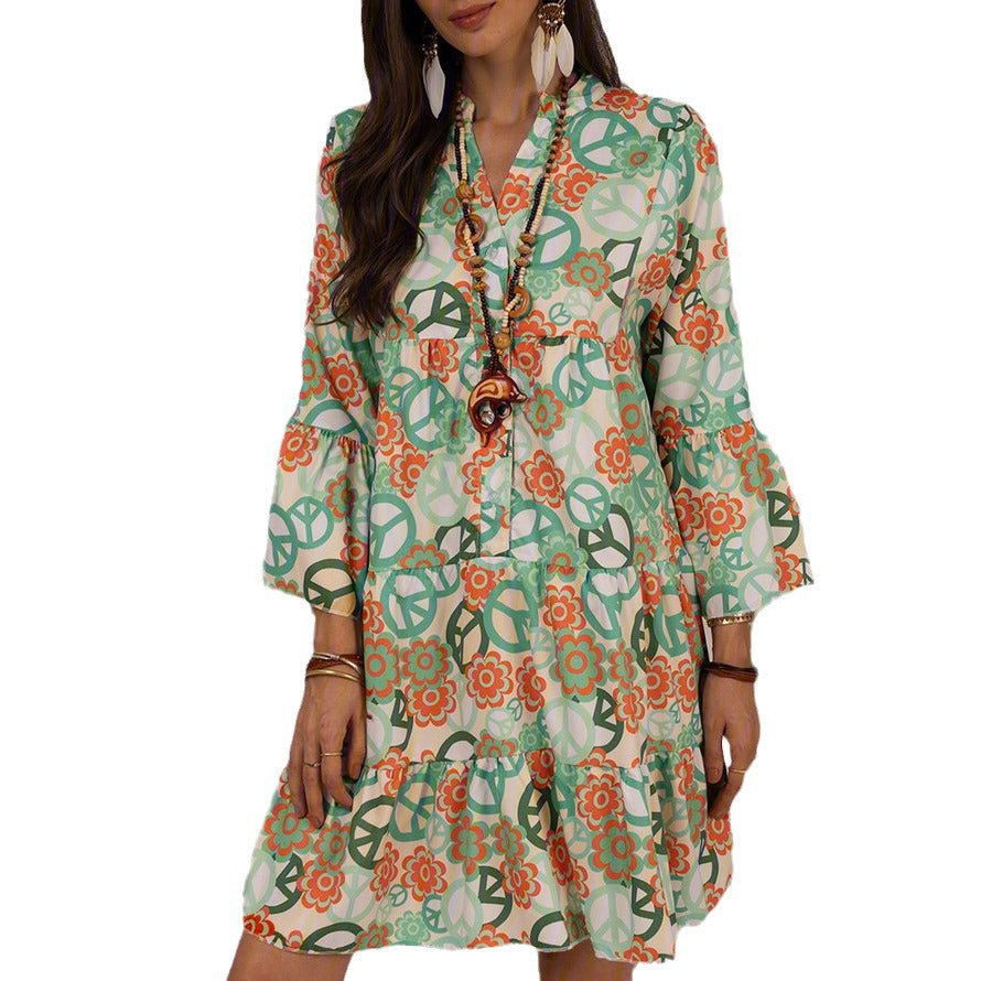Levoire | Robe à fleurs élégante avec col montant et trois-quarts de manches