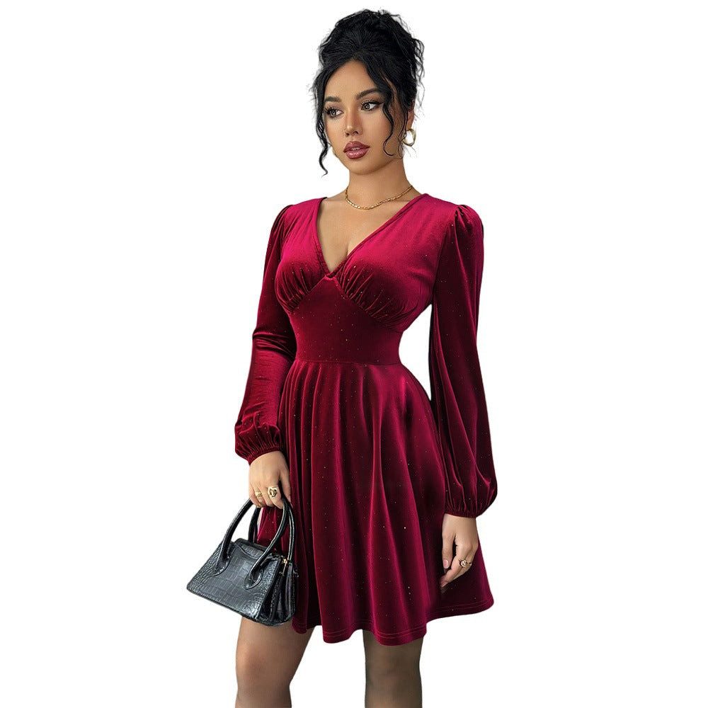 Robe à manches courtes pour femme avec des manches bouffantes élégantes et un décolleté en V Levoire