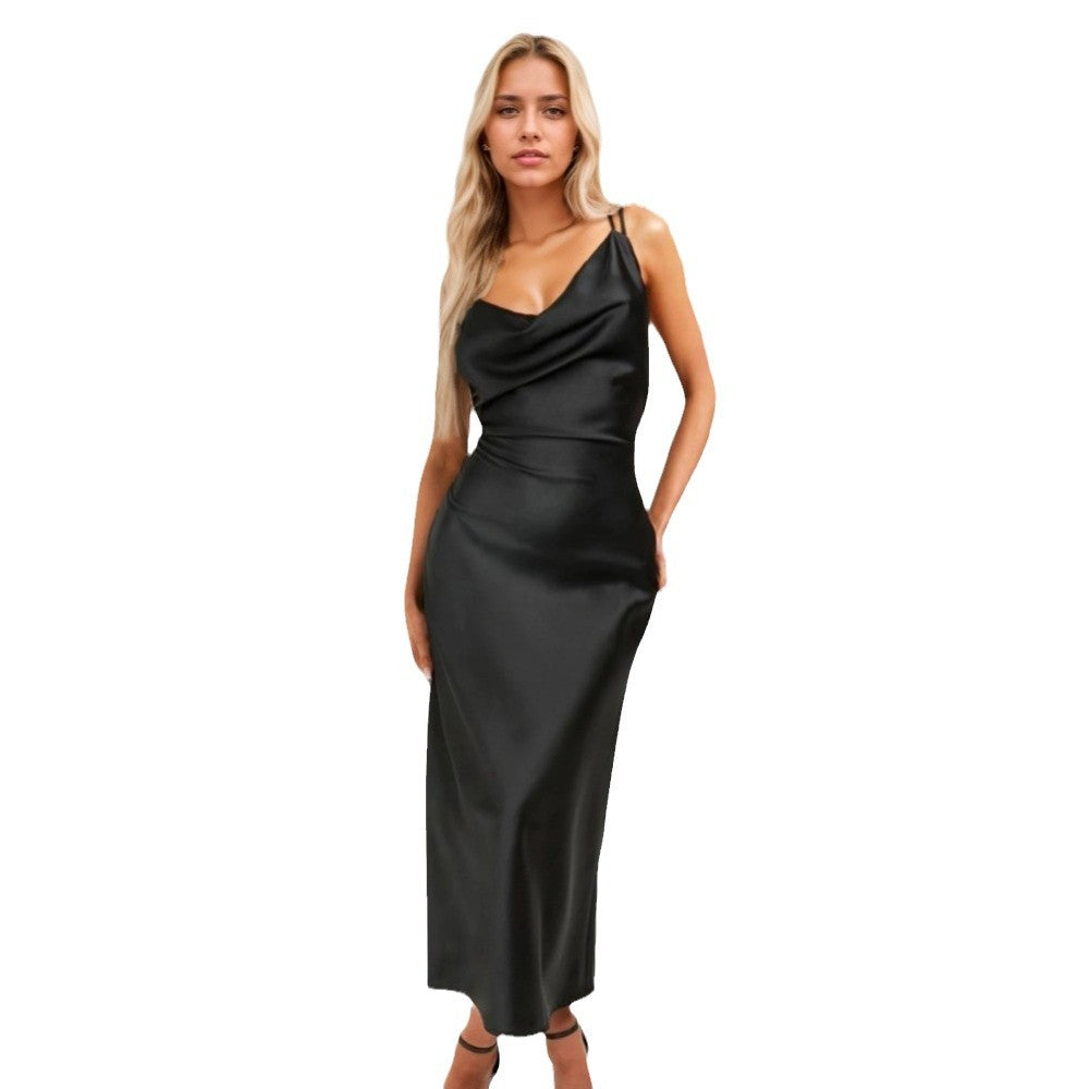 Robe maxi élégante pour femmes avec décolleté drapé et silhouette slim Levoire