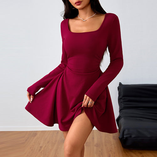 Robe mini femme avec décolleté carré et jupe évasée Levoire