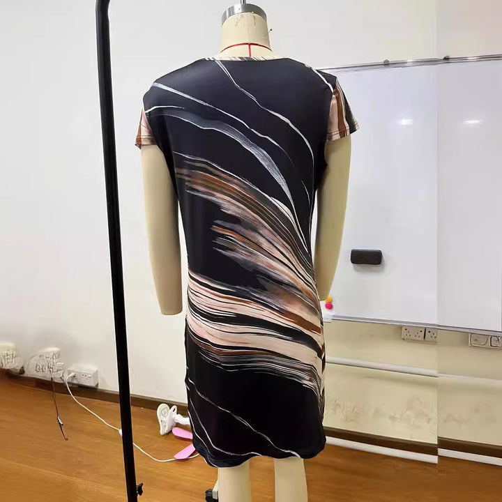 Robe décontractée pour femmes avec une coupe fluide et un motif unique Levoire