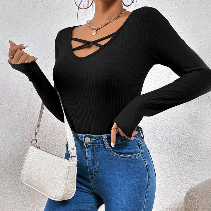 Chemise à manches longues pour femmes avec décolleté croisé à la mode Levoire
