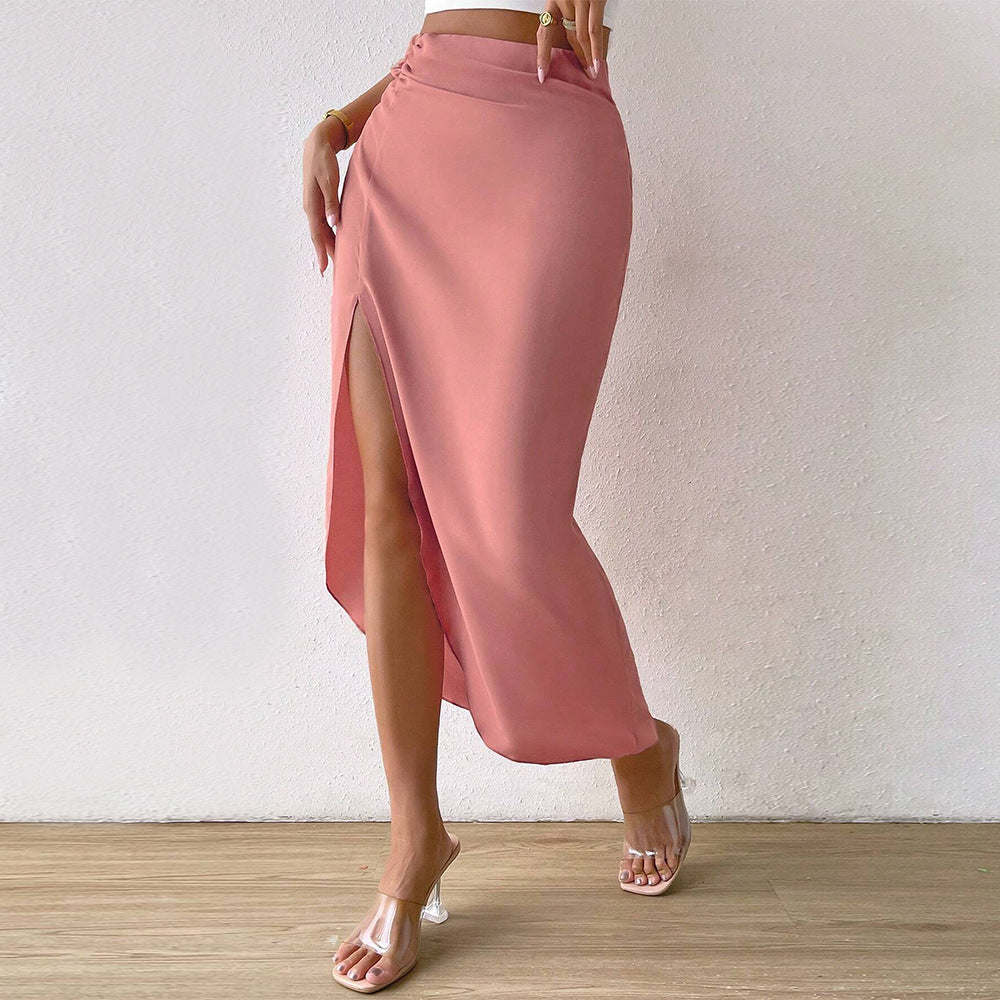 Jupe midi élégante pour femme avec fente haute et fronces sur les côtés Levoire