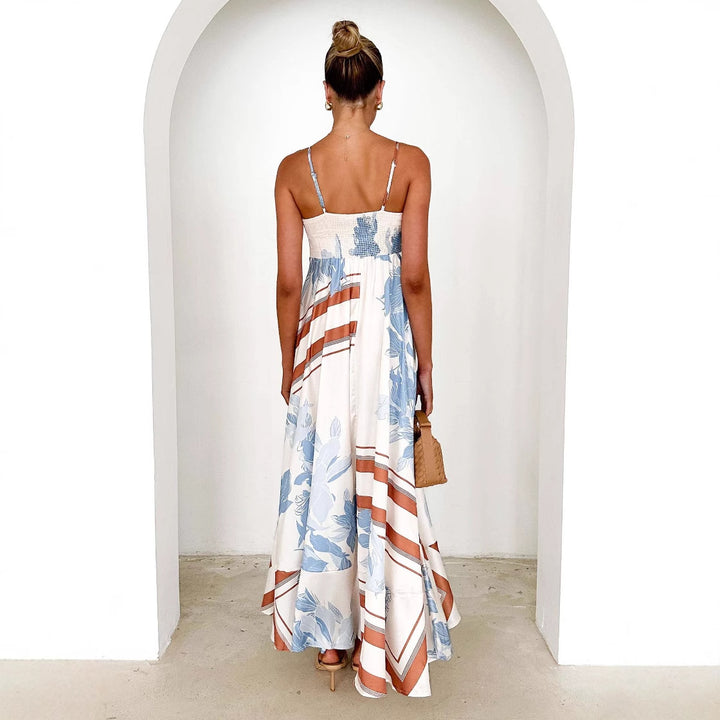 Robe maxi femme avec des bretelles élégantes et des accents floraux Levoire