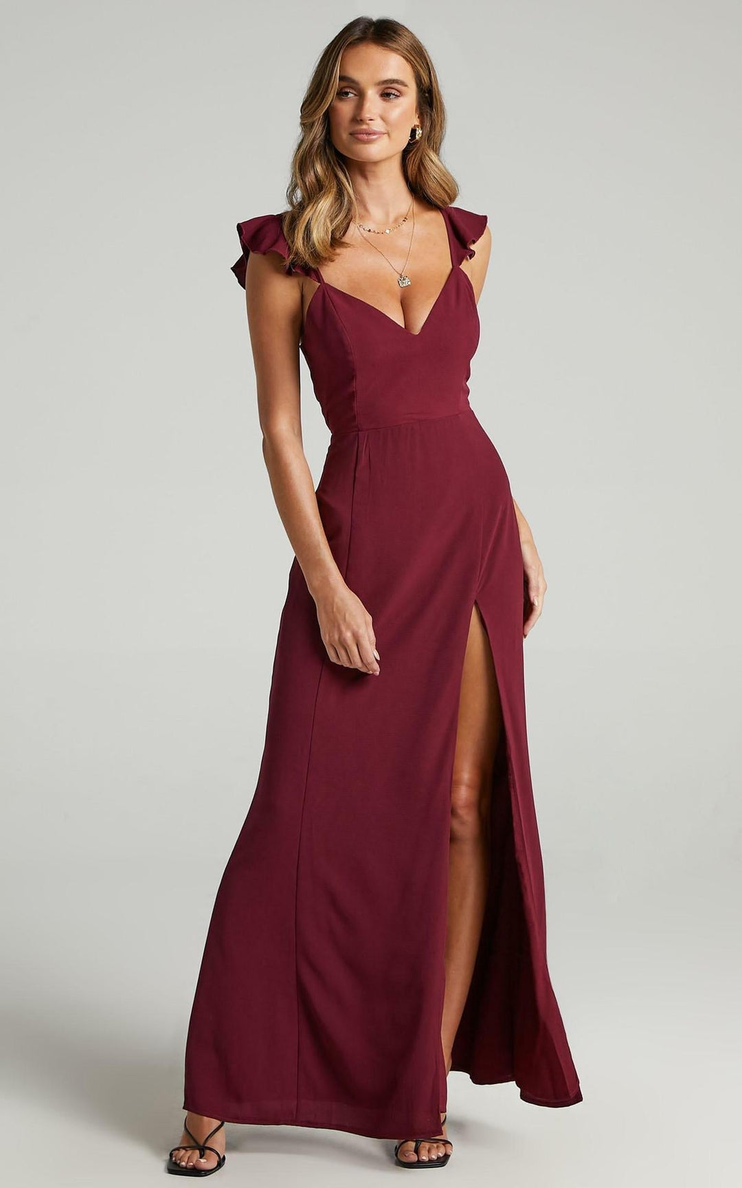 Levoire | Robe russe pour femme avec bretelles spaghetti froncées et manches sans manches Vin rouge