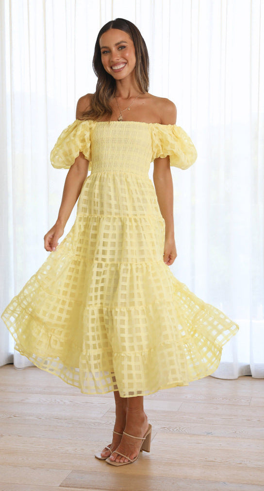 Robe maxi pour femmes avec des manches bouffantes aérées et un corsage froncé Levoire
