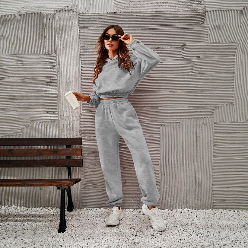 Ensemble de loisirs sportif pour femmes avec sweat à capuche surdimensionné et joggers élastiques Levoire