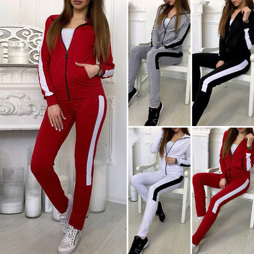 Ensemble de sport pour femmes avec des bandes contrastées élégantes et un col haut Levoire