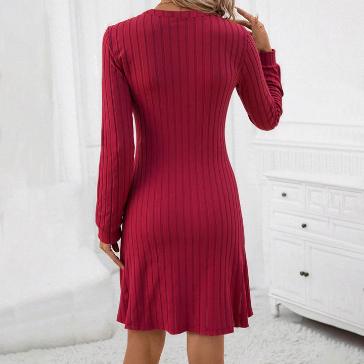 Robe tricotée pour femmes avec décolleté en V et manches longues Levoire