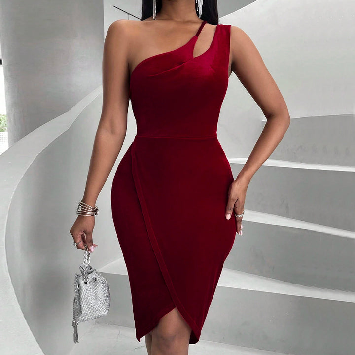 Robe portefeuille pour femmes avec coupe asymétrique et décolleté élégant en cascade Levoire