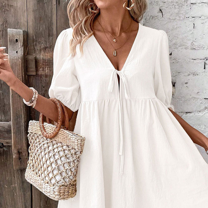 Robe d'été décontractée pour femmes avec décolleté en V et détails à volants Levoire