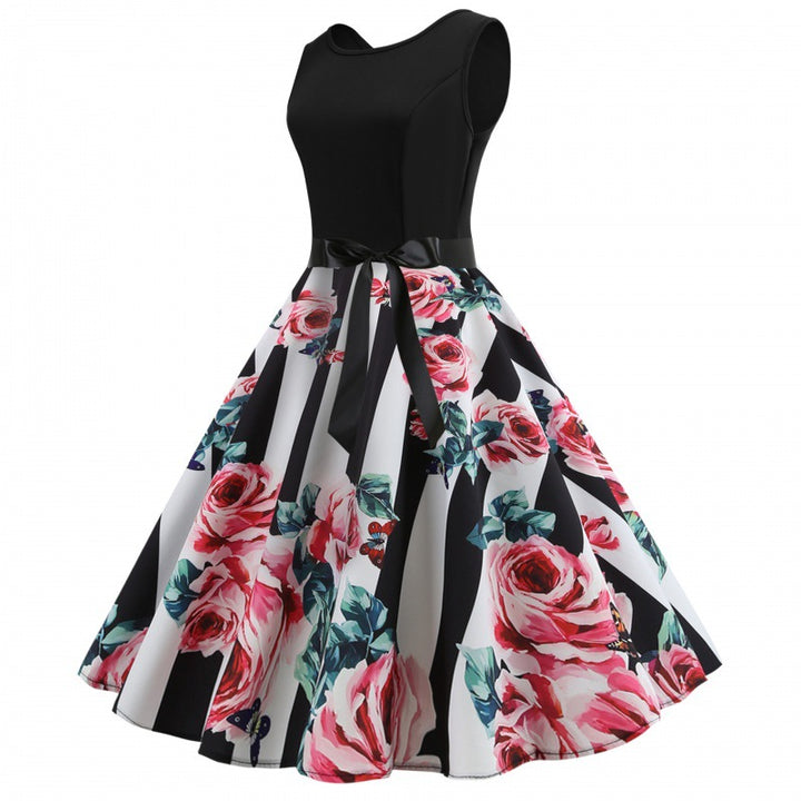 Robe swing pour femmes avec imprimé floral et silhouette ajustée Levoire