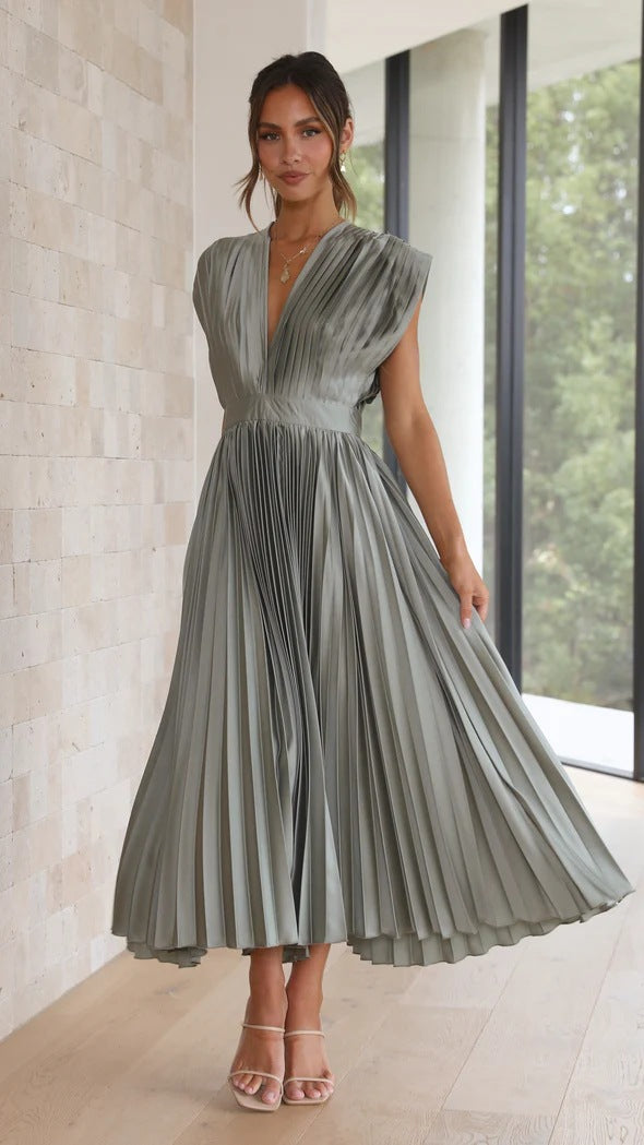 Levoire | Robe Longue Avec Décolleté En V Profond Et Nœud Au Dos Gris