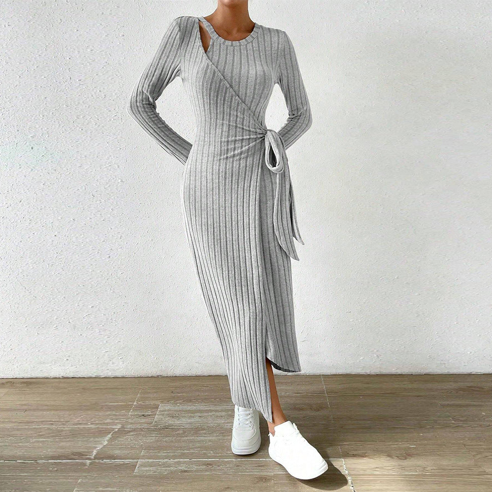 Robe portefeuille pour femmes avec de fines structures en côte et une coupe élégante Levoire