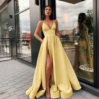 Levoire | Tenue de soirée glamour à fente Jaune
