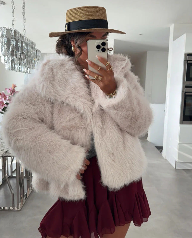 Veste en fourrure polaire pour femmes avec une coupe élégante et un intérieur doux Levoire